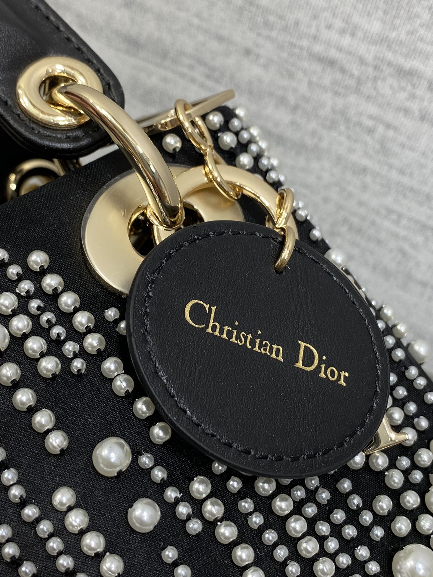 dior バッグ アウトレット偽物 レディ ハンドバッグ 手持ちバッグ 魅力的な斜め掛けバッグ 刺繍 ブラック_4