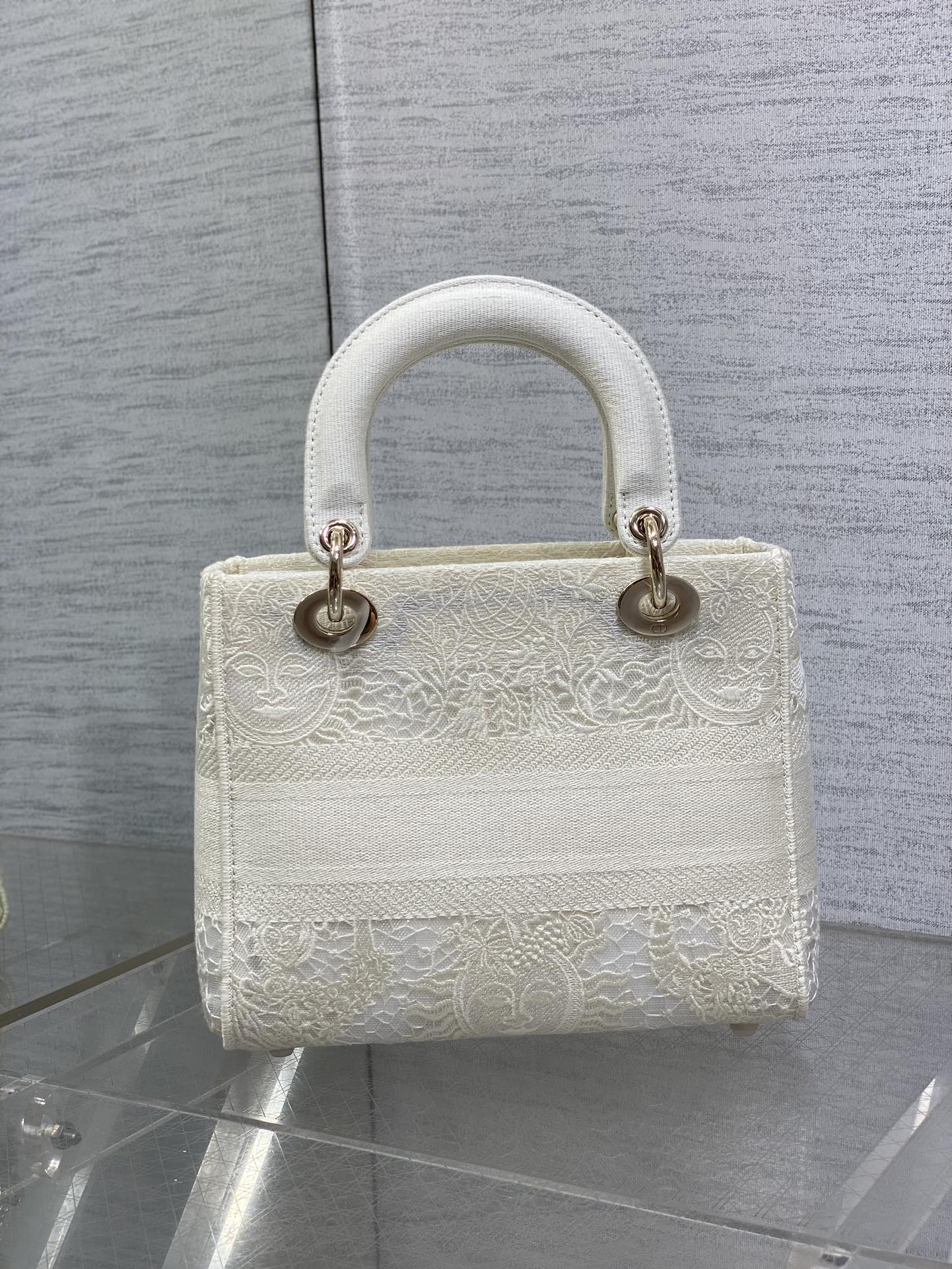 dior トート バッグスーパーコピー ロゴ刺繍 ハンドバッグ 斜め掛けバッグ 本革 優雅 ホワイト_5