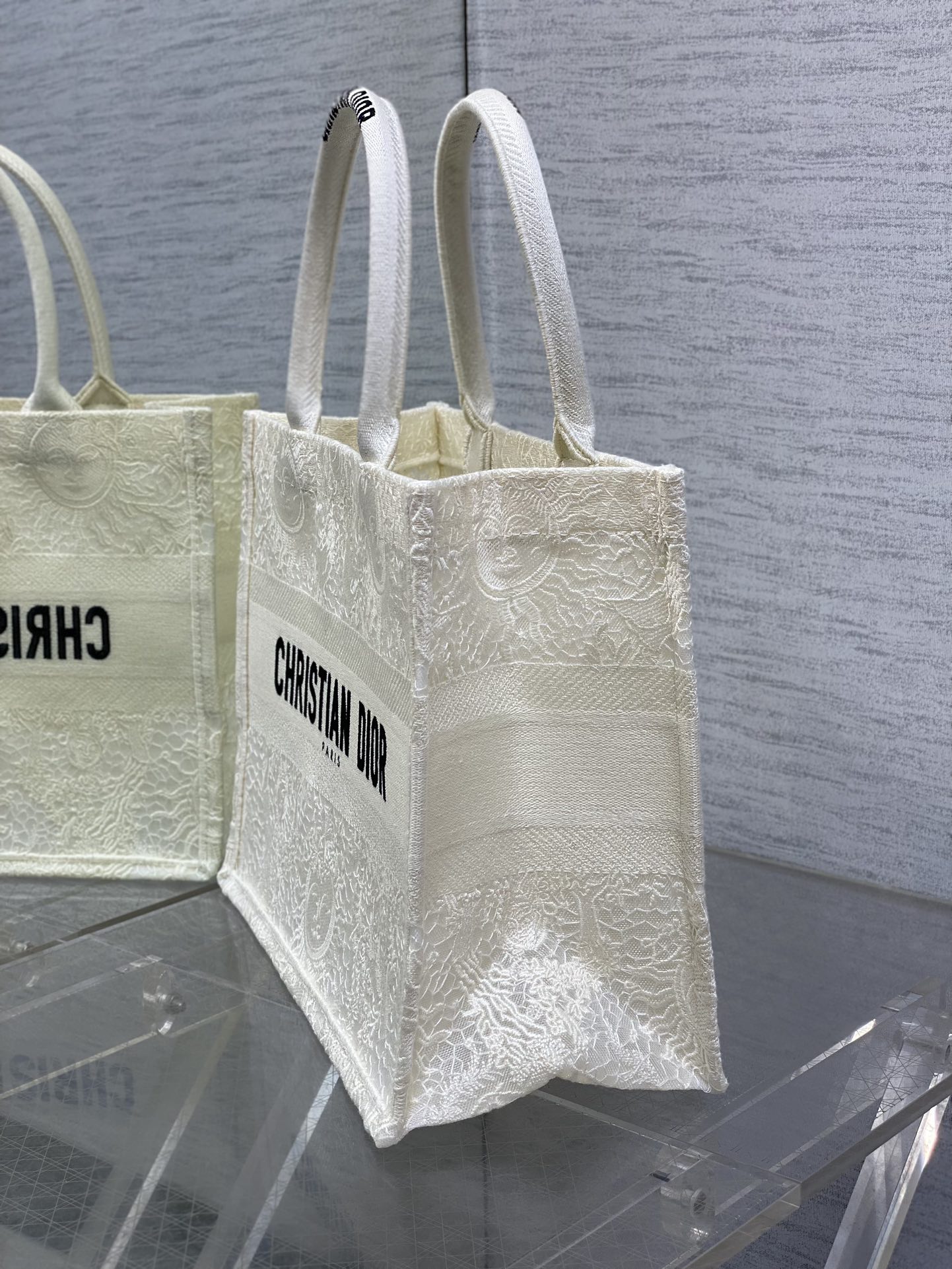 dior バック偽物 ロゴ刺繍 ハンドバッグ 斜め掛けバッグ 大容量 シンプル 可愛い レディ ホワイト_6