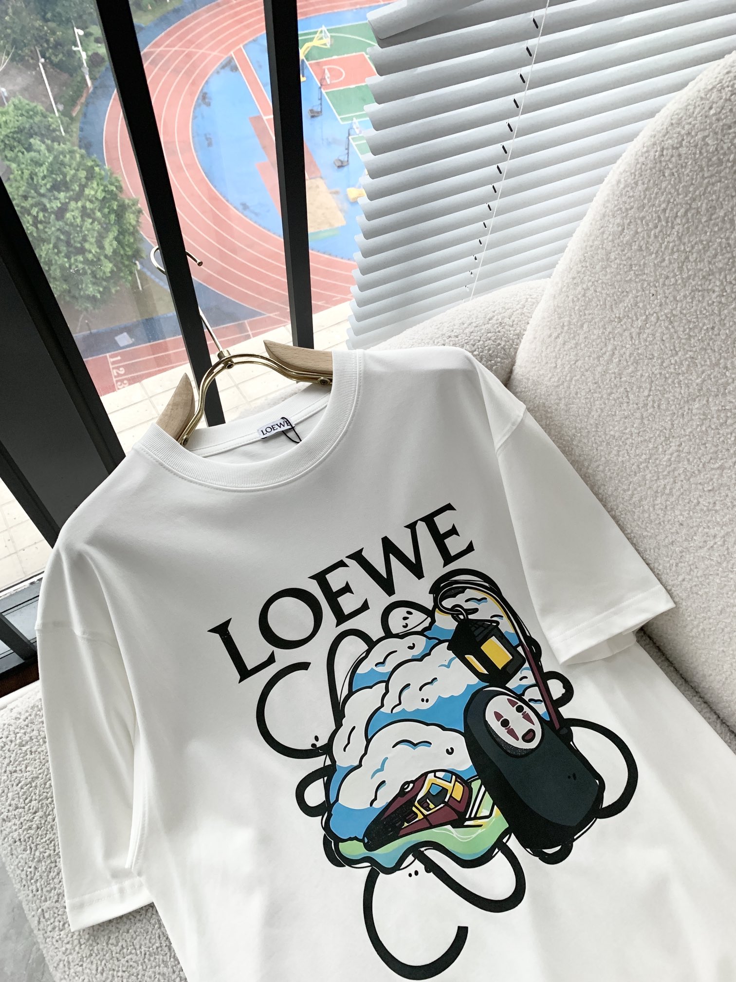 ロエベ風tシャツ偽物 トップス 純綿 半袖 シンプル 柔軟 ゆったり ロゴプリント ホワイト_2