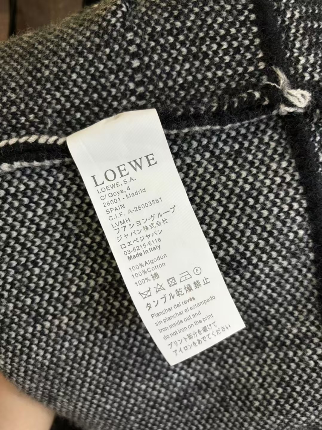 loewe セーター偽物 アウター トップス ロゴ刺繍 ニット Vネック 暖かい 柔軟 ゆったり 男女兼用 ブラック_9