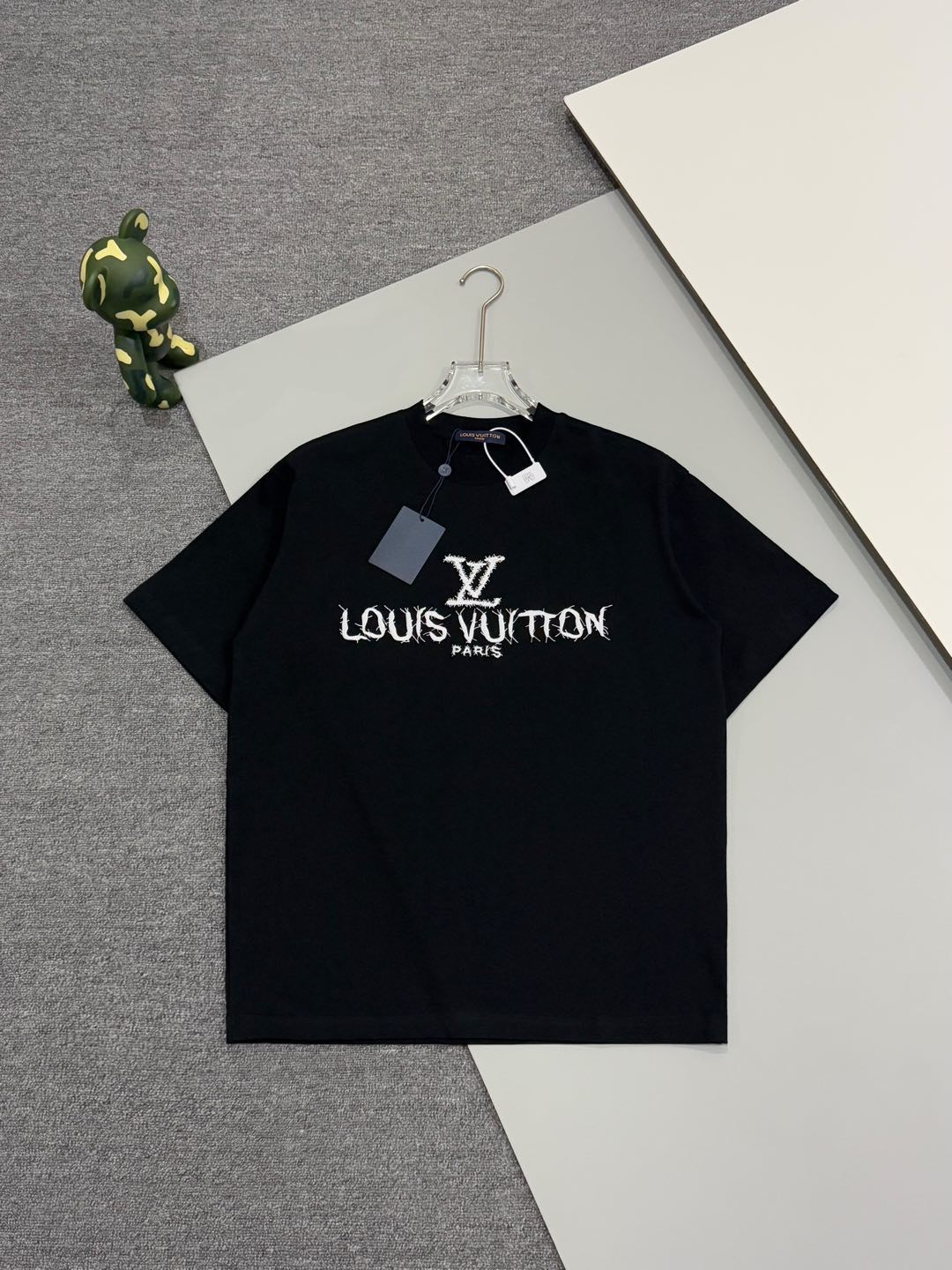 期間限定品 LV ヴィトン クマ tシャツＮ級品 コットン シンプル 短袖 純綿 トップス ブラック_1