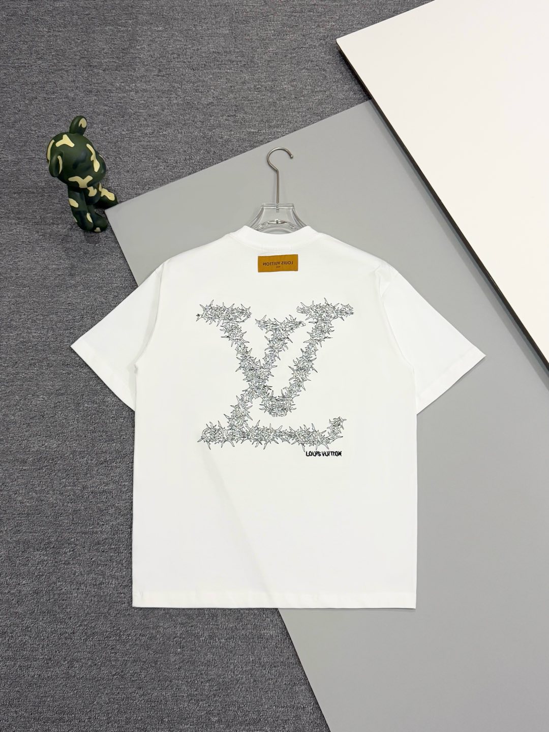 期間限定品 LV レディース ヴィトンtシャツ激安通販 コットン シンプル 短袖 純綿 トップス ホワイト_2