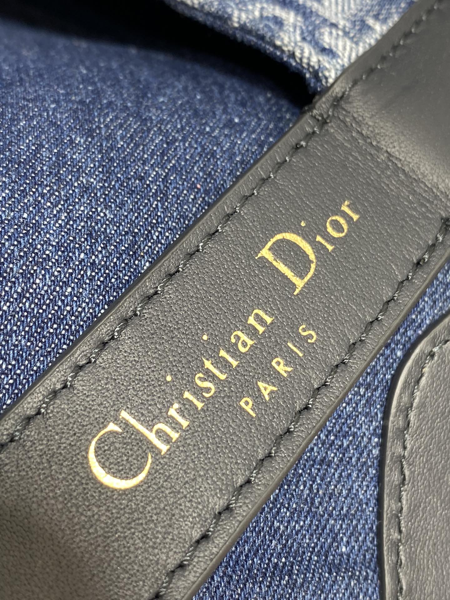 爆買いで大得価のdior メッセンジャー バッグ偽物 ハンドバッグ 優雅 斜め掛けバッグ デニム シンプル 花柄 ブルー_8