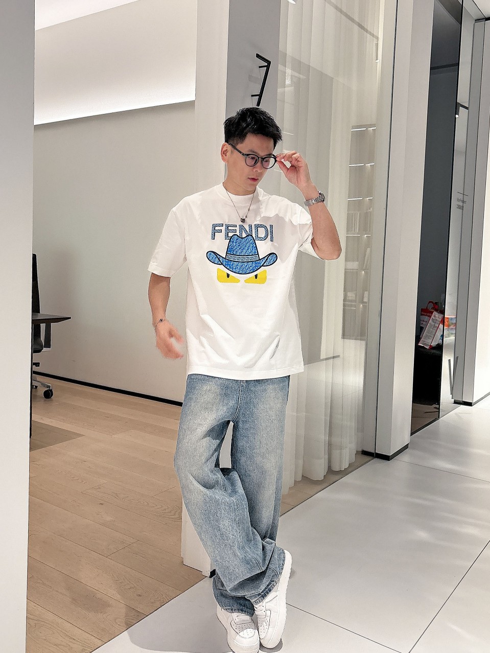 期間限定品 メンズ フェンディ t シャツ偽物 Ｔシャツ トップス 純綿 半袖 プリント 柔軟 ホワイト_8