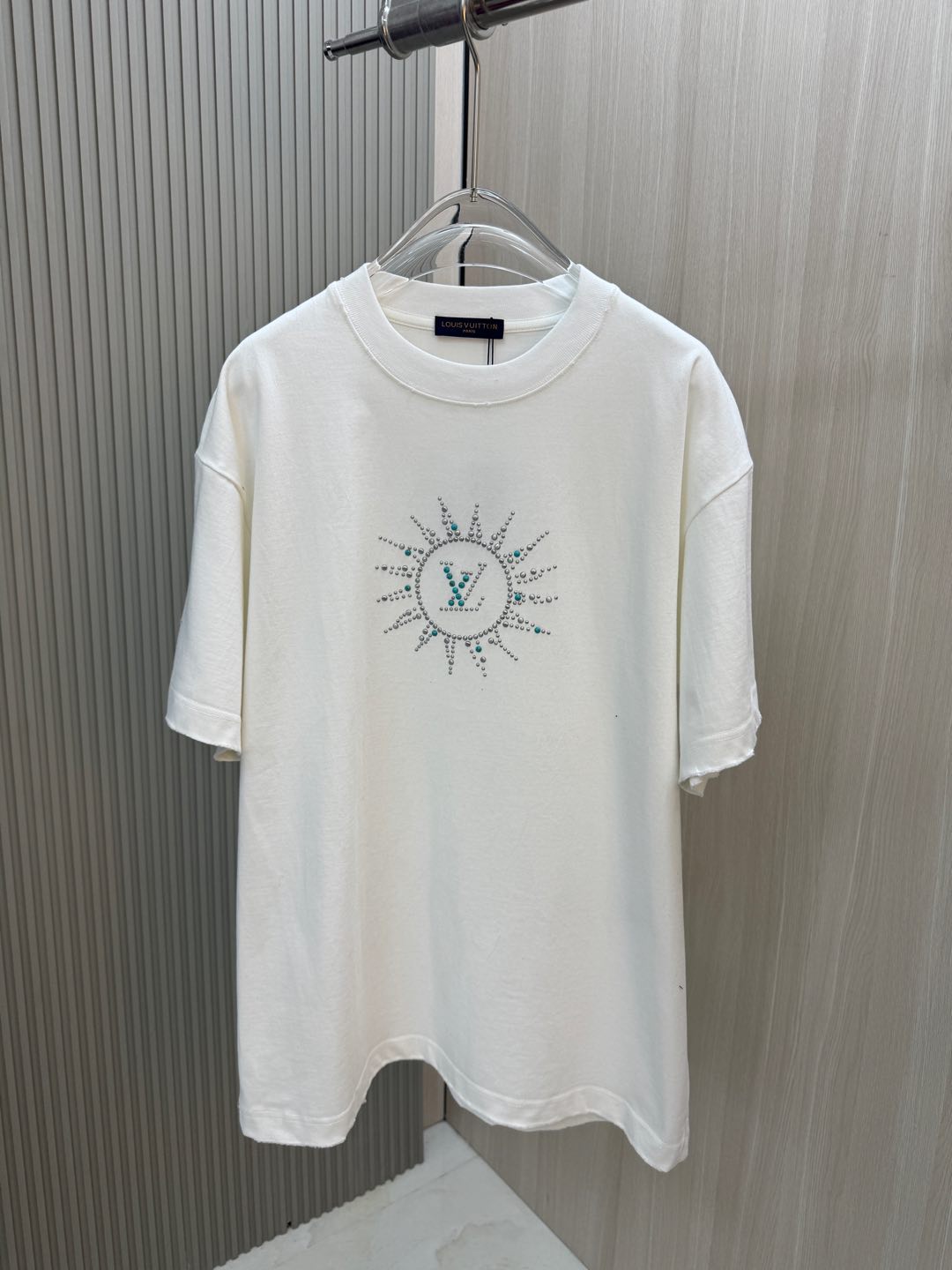 お買い得な ルイヴィトン tシャツ タグ偽物 100％綿 トップス 半袖 プリント シンプル 男女兼用 プリント ホワイト_1